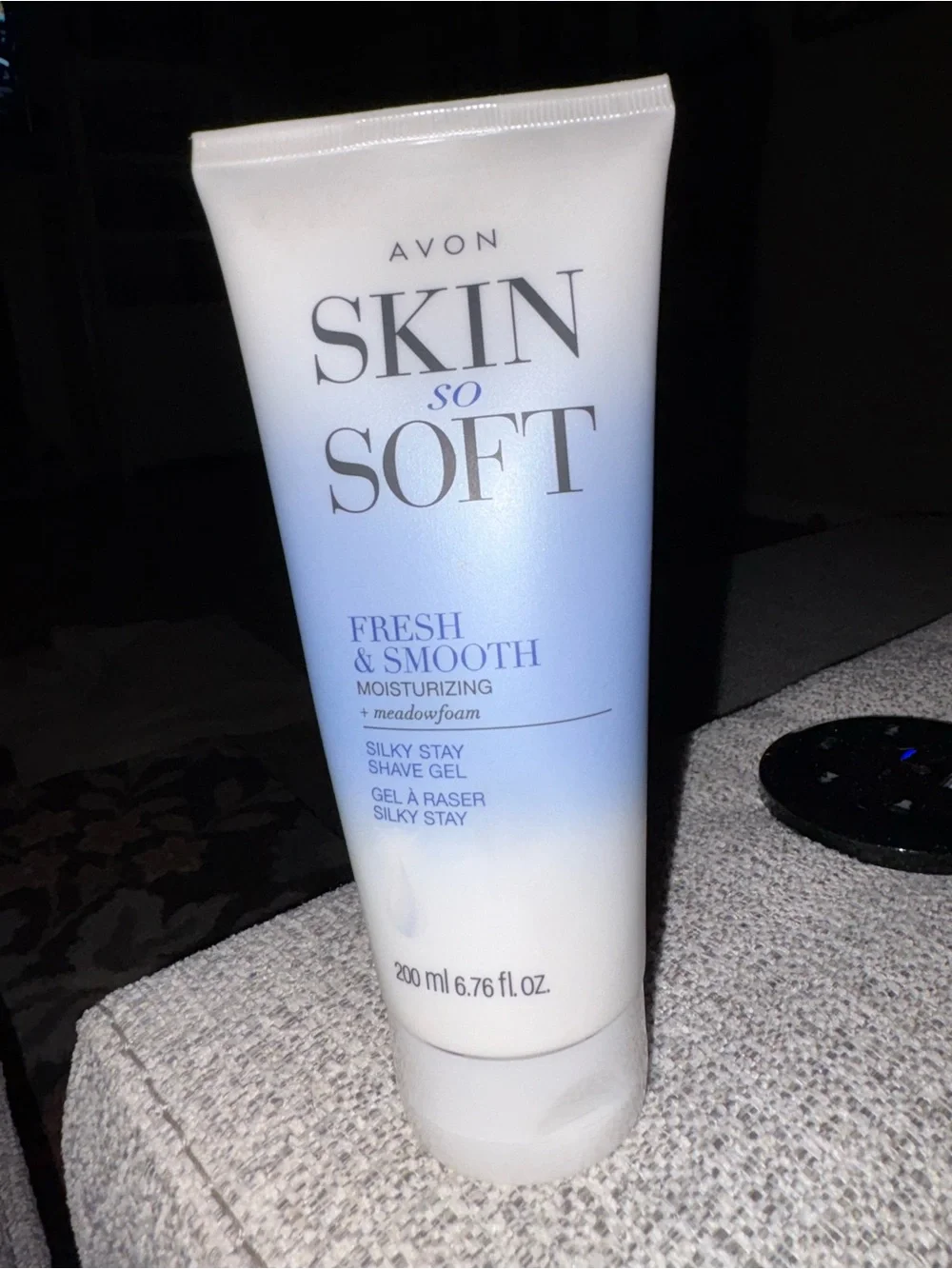 Avon Skin So Soft Fresh & Smooth Moisturizing Shave Gel - Blue White